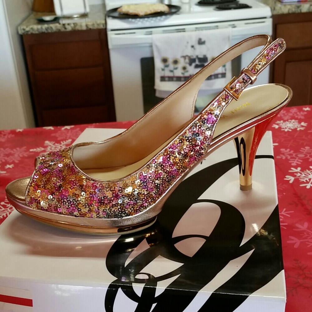 Nine West Gold  3.5" high heels